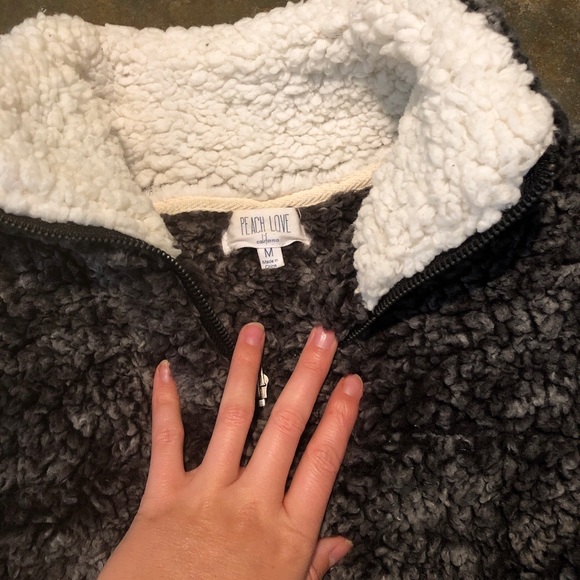 Vici Sherpa Quarter zip - Picture 2 of 2